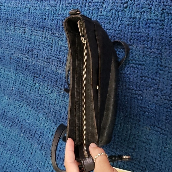 Michael Kors monogram crossbody leather bag, black, silver hardware - Picture 9 of 11